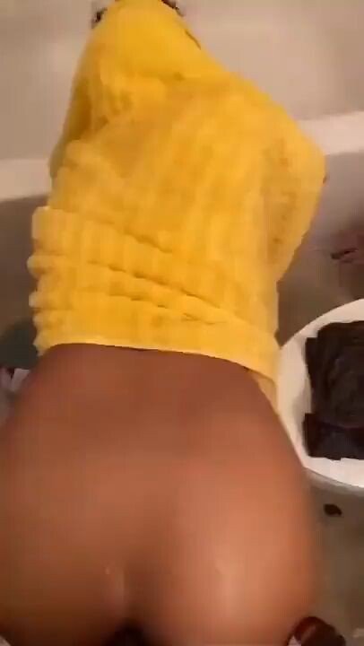 BBC from behind got her shaking