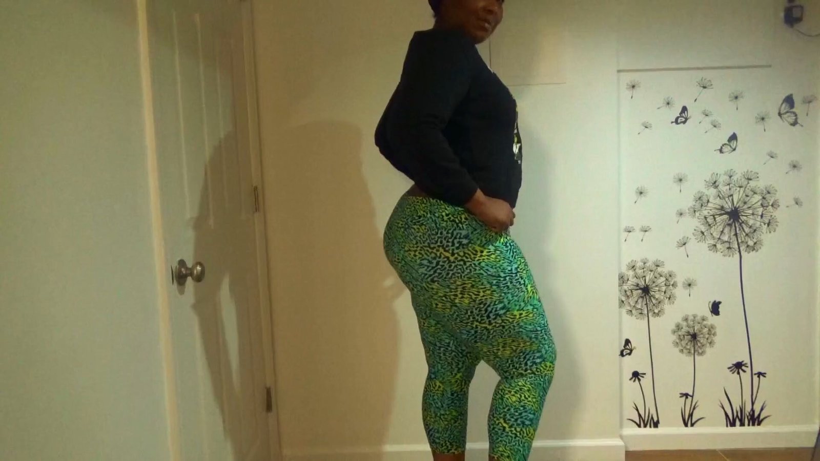 Big Black Phat Ass Girl Strip Tease