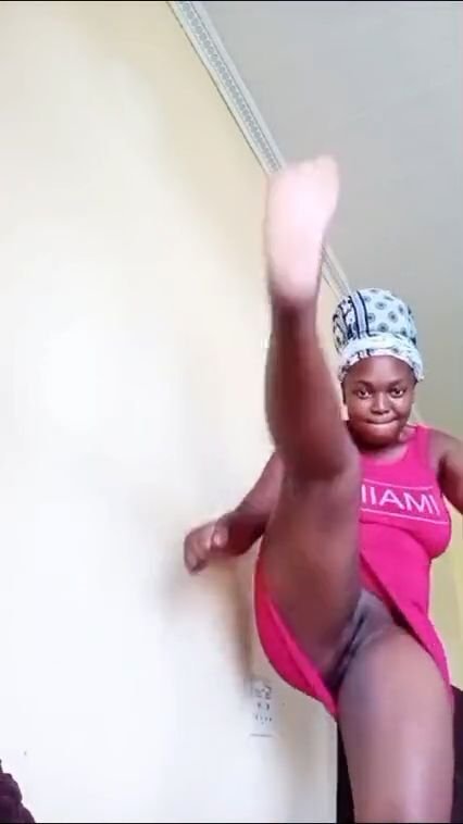 Shaved Pussy Zulu Dance