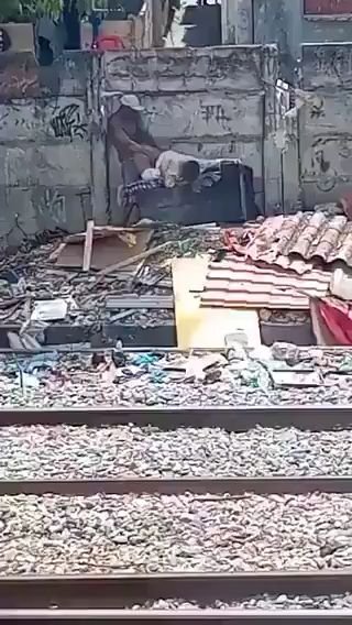 Guy fucks homeless girl